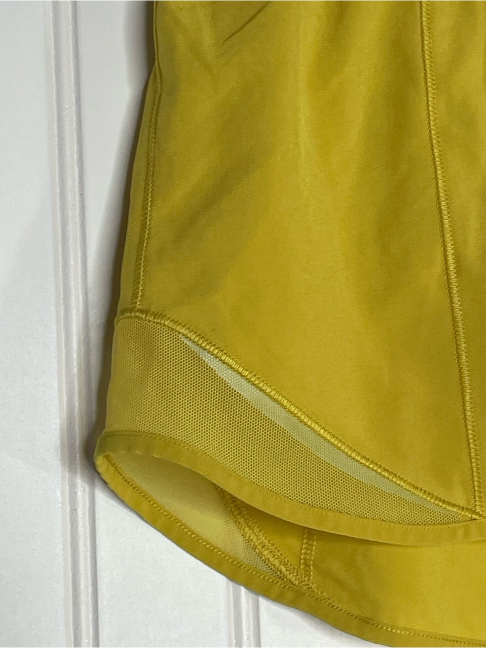 Lululemon Hotty Hot Shorts - Picture 4 of 8